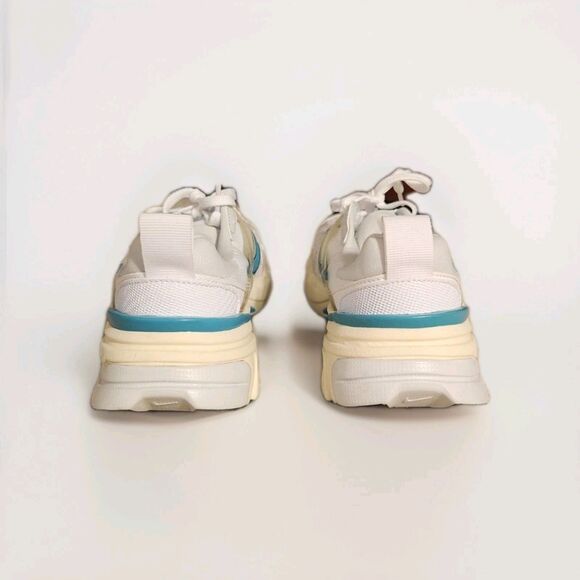 Size 7.5 - Nike V2K Run White Dusty Cactus W - Picture 2 of 6